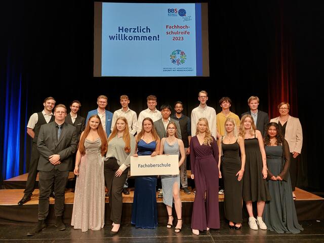 Sie haben erfolgreich die Fachhochschulreife erreicht | Foto: BBS Buchholz