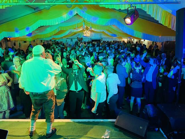 Party mit DJ-Ötzi-Double | Foto: Altklosteraner