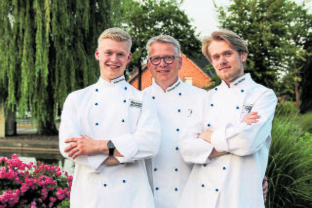Obermeister Carsten Richter mit seinen Söhnen Felix (li.) und Tim (re.) | Foto: kkk / Die Medienfrau