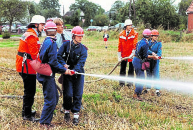 1985 beim Tag der offenen Tür  | Foto: Feuerwehr Leversen-Sieversen