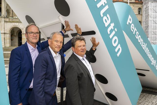 (v.li.): Dr. Hans-Heinrich Aldag, Helge Engelke und Dr. Andreas Philippi | Foto: NKGEV