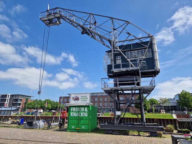 Der historische Hafenkran in Stade kann unter Anleitung bestiegen werden | Foto: Stade Marketing und Tourismus