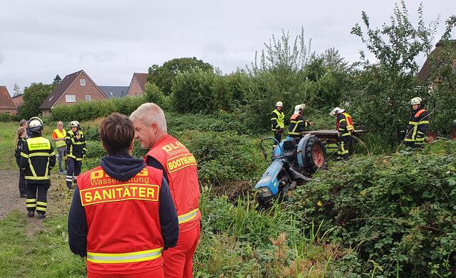 Vor Ort waren rund 60 Einsatzkräfte | Foto: Polizei
