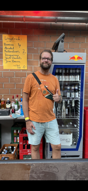  "Wir hatten so ein Glück mit dem Wetter. Alle Stammgäste waren da und Leute, die man lange nicht gesehen hat. Man kam aus dem Staunen gar nicht raus. Es war die ganze Zeit über was los und sehr gut besucht", so Marco Elsner, Inhaber der Barrica | Foto: sra