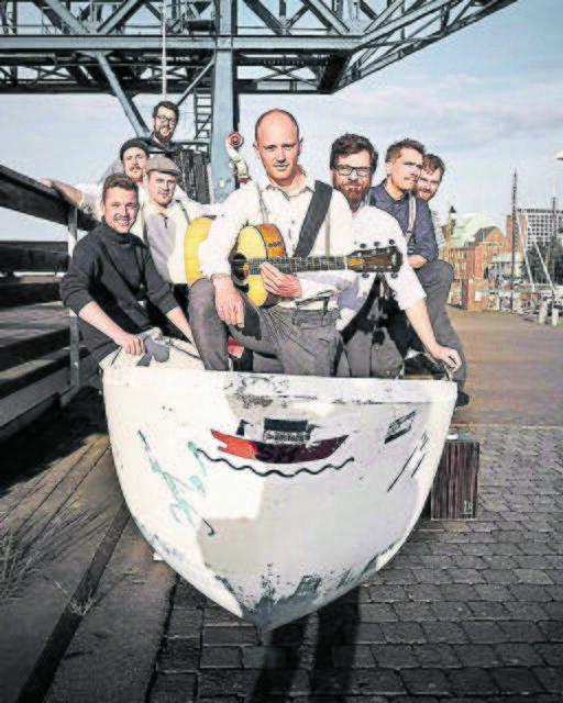 Die "Blowboys" sind der wahrscheinlich jüngste Shantychor Deutschlands | Foto: Max Nest