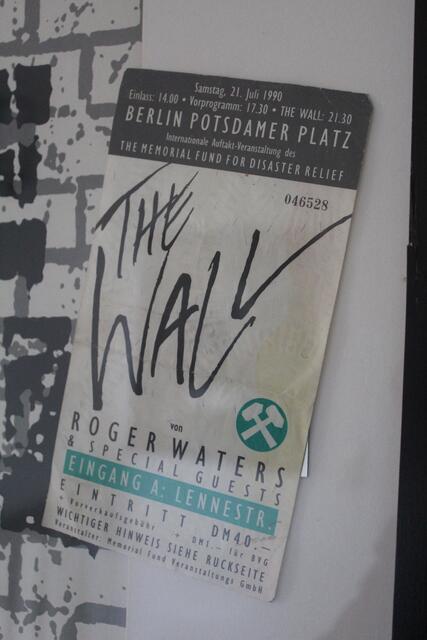 Das war das beeindruckendste Konzert seines Lebens: "Tippi" besucht 1991 das "The Wall"-Konzert von Roger Waters von Pink Floyd in Berlin. Unglaubliche 320.000 Fans kamen zum Potsdamer Platz und brachen alle Rekorde | Foto: pm