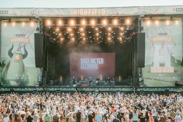 Große Bühne für großen Punk: die Band beim Auftritt auf dem Highfield Festival bei Leipzig | Foto: Lutz Adorf