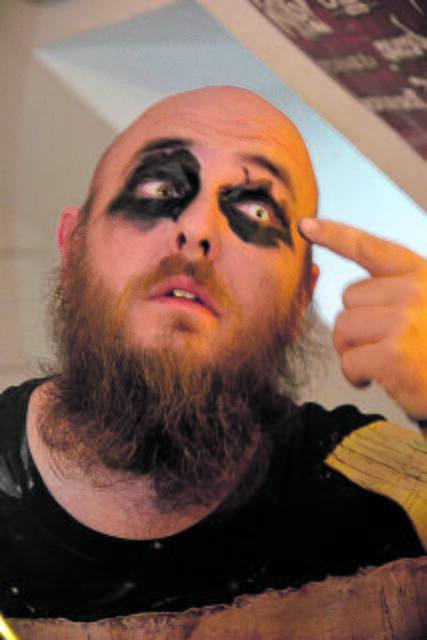 Zur Kostümierung gehört Theater-Make-up | Foto: sc