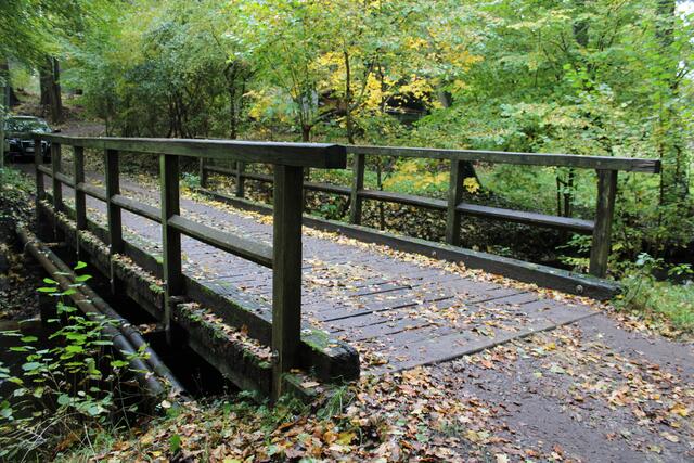 Die Wirtschaftsweg-Brücke am Hof Weihe ist in keinem guten Zustand | Foto: pöp