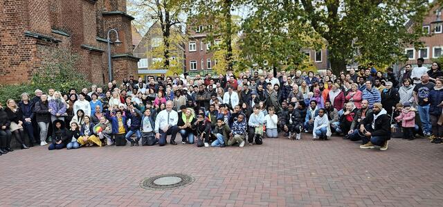 Bis zu 500 begeisterte Gäste feierten das Café-Jubiläum | Foto: Kirchenkreis Winsen