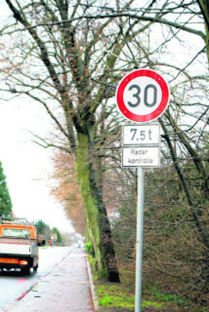 Bereits seit dem Jahr 2014 gilt auf der Niedersachsenstraße für Fahrzeuge ab 7,5 Tonnen Tempo 30 | Foto: bim