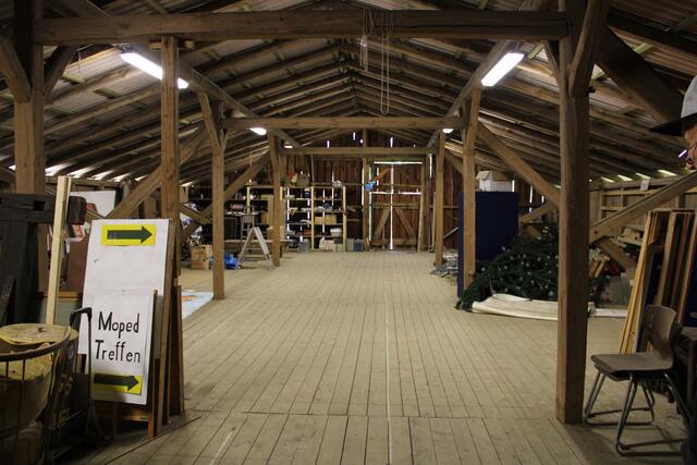 Auf dem Dachboden der Museumsscheune lagern der Arbeitskreis für Heimatkunde und andere Jesteburger Vereine verschiedene Materialien | Foto: pöp