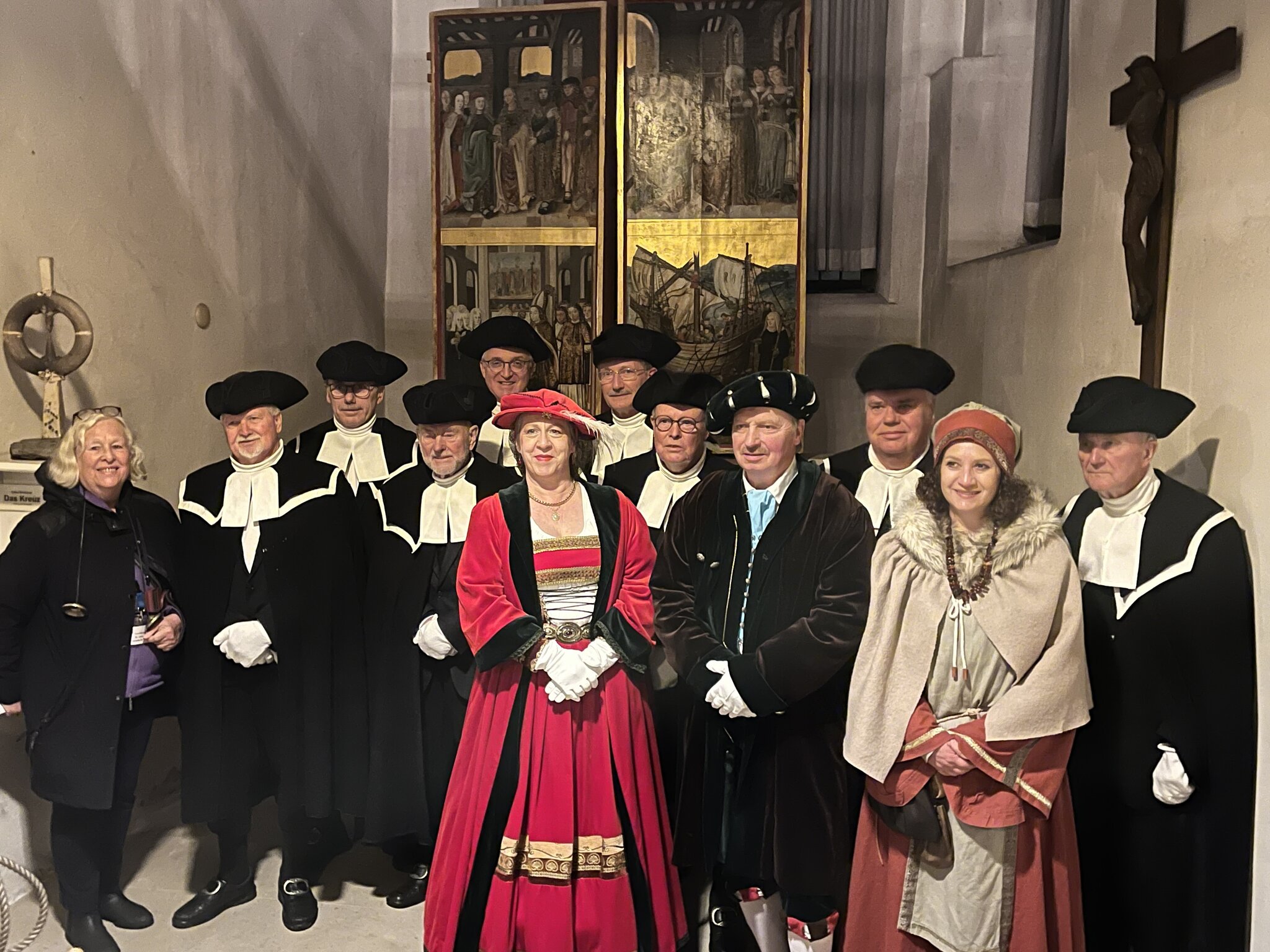 Stader St Führung durch die Kirche: Stader Brauerknechte besuchten St. Cosmae - Stade