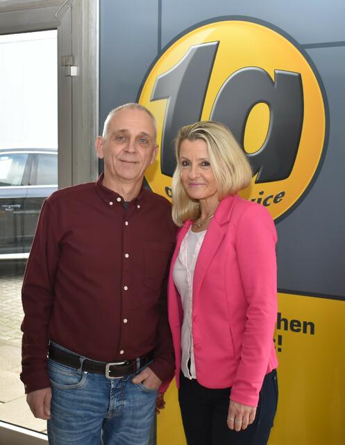 Carsten und Kirsten Kock leiten den "1a autoservice Kock". 
Sie danken den Kunden und ihrem Team | Foto: Axel-Holger Haase