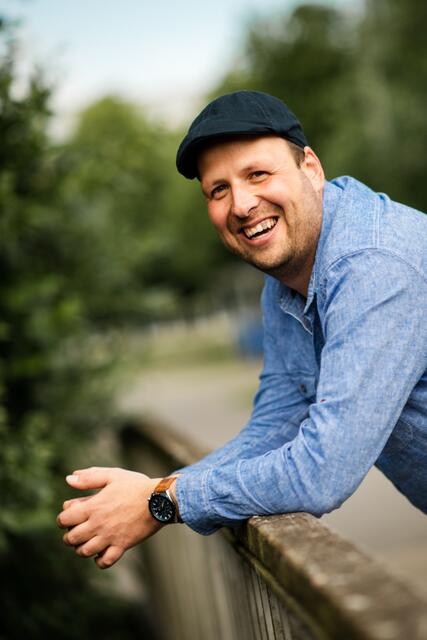 Freut sich über den Erfolg beim "World Film Festival" in Cannes: Regisseur und Produzent Marco Kozlowski aus Gödenstorf | Foto: Kozlowski