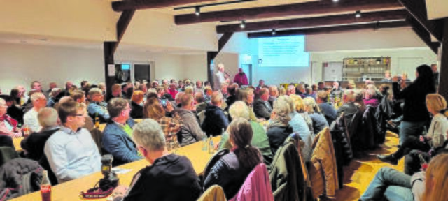 Voll besetzter Saal in Kranenburg | Foto: ig