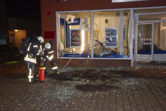 Harsefeld wurde erstmals das Ziel von Automatenknackern | Foto: Feuerwehr Harsefeld/G. Kachmann