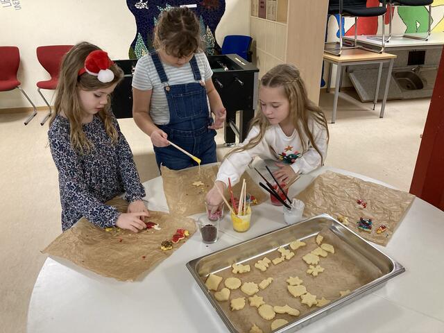Gemeinsam wurde gebacken | Foto: Grundschule Moisburg    