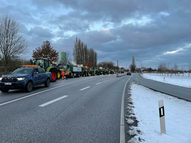 Protest an der A1 | Foto: Markus Hensel