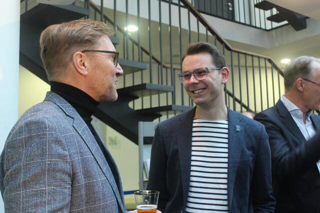Torsten R. Lange, Leiter der Fachgruppe Kultur, Tourismus, Stadtmarketing im Gespräch mit Niels Kohlhaase (CDU)