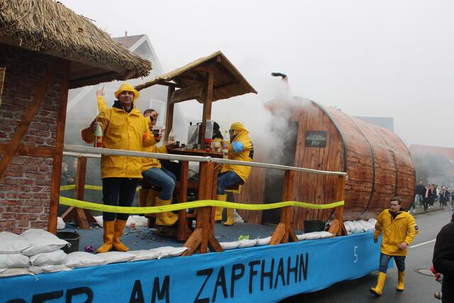 Das Faslams-Statement zum Thema Hochwasser: "Ist der Deich erstmal gebrochen, wird der Zapfhahn leergesoffen!" | Foto: ce