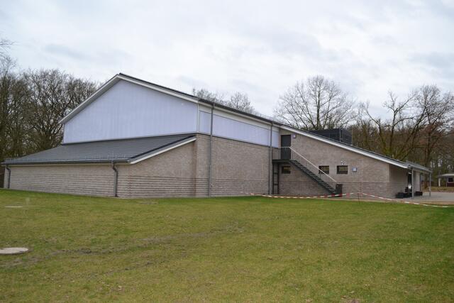 So sieht die neue Schulsporthalle aus. Die Außenanlagen werden noch hergerichtet | Foto: bim