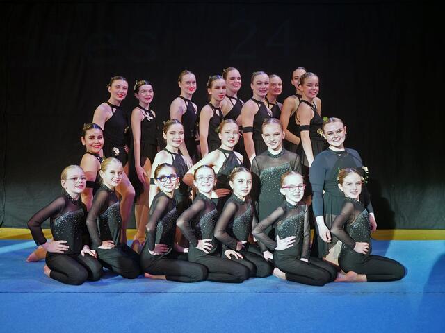 Die Akrobatinnen sind im Alter von acht bis 23 Jahren | Foto: Showact des Jahres