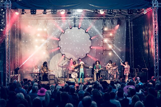 Golden Glitter Band | Foto: Andreas Zrenner