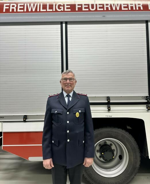 Geehrt für 50 Jahre Mitgliedschaft: Peter Rademacher  | Foto: Freiwillige Feuerwehr Tötensen