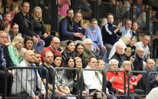 Mit der Heimleistung ihrer Mannschaft konnte die Zuschauer in der Nordheidehalle nicht zufrieden sein | Foto: cc