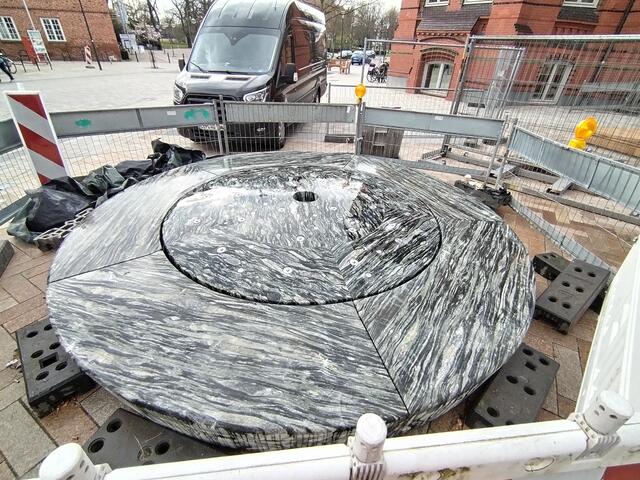 Das Wasserspiel vorm Rathaus.  | Foto: Rüdiger Störtebecker 
