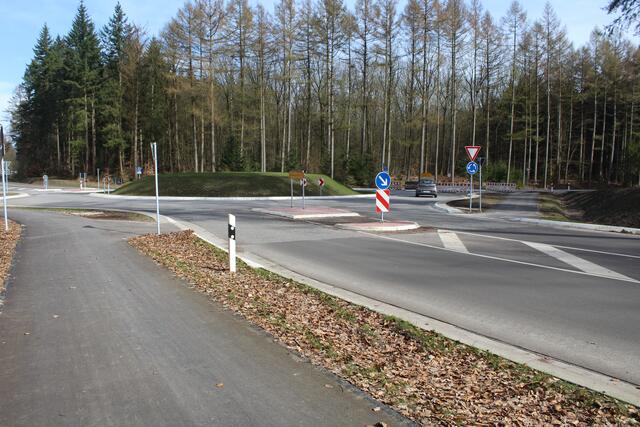 Ab Donnerstag gehts hier nach Bendestorf: der Kreisverkehr im Kleckerwald | Foto: pm
