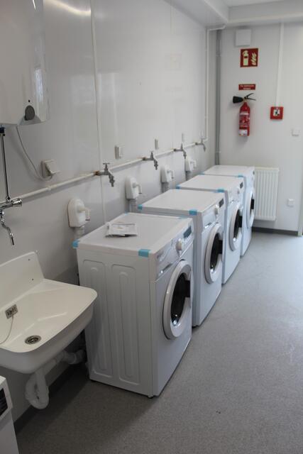 Der Waschraum mit Waschmaschinen und Trocknern  | Foto: pm