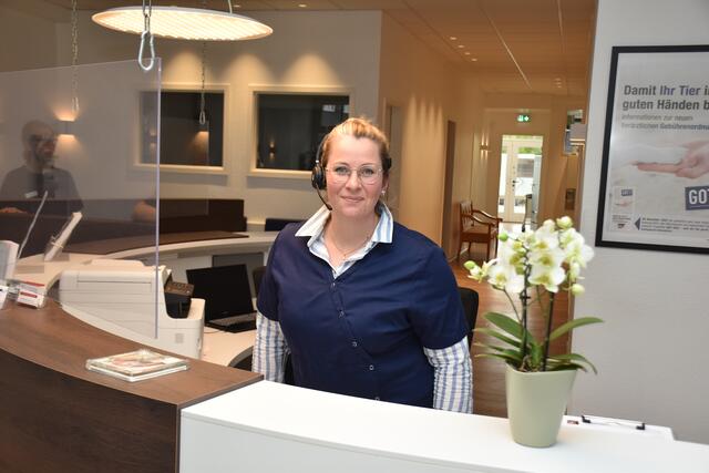 Christina Matthies ist die freundliche Stimme im Empfang | Foto: Axel-Holger Haase