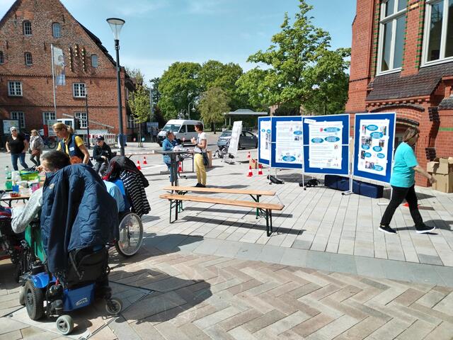 Infostand | Foto: Rüdiger Störtebecker