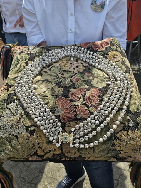 die fünfreihige Filigrankette aus Silber | Foto: Juliett Schinner