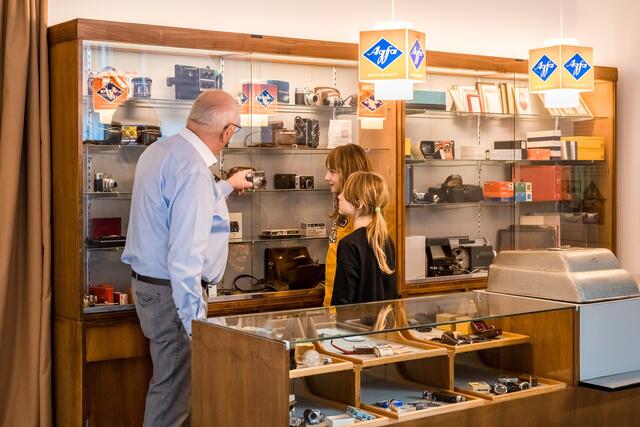 Erinnerungen austauschen beim Kreisseniorentag am 2. Juni in der Königsberger Straße des Freilichtmuseums am Kiekeberg | Foto: FLMK
