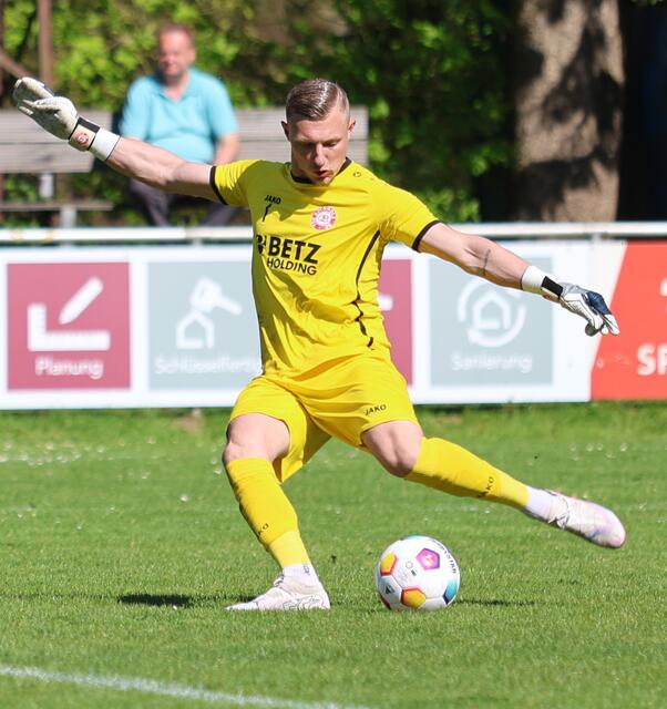 Vorher war er noch in Action auf dem Spielfeld im Einsatz | Foto: cc