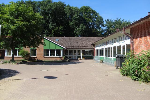 Auch die Grundschule Westerhof muss bis 2026 für den 
Ganztagsbetrieb fit gemacht werden | Foto: pm