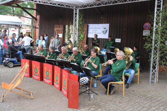 Das Blasorchester Brackel begeisterte mit zünftigen Klängen | Foto: ce
