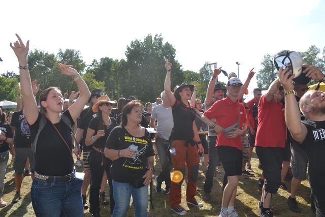 Das Publikum ist jedes Jahr aufs Neue begeistert von den präsentierten Bands | Foto: bim