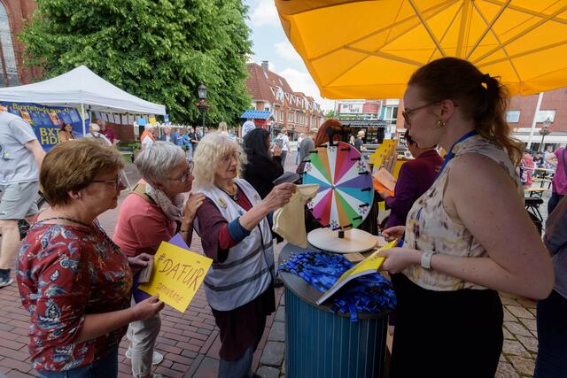Glücksraddrehen | Foto: Hansestadt Buxtehude
