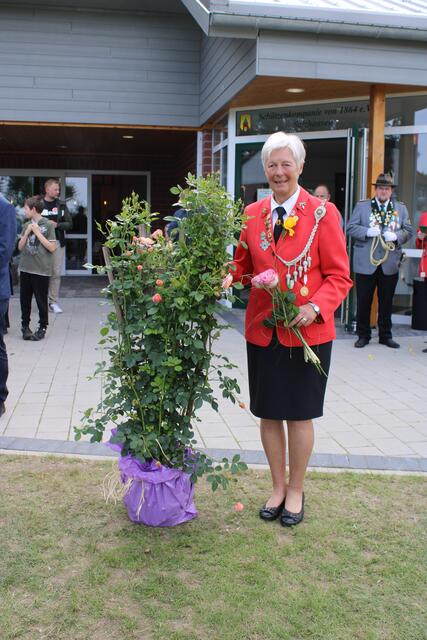 Renate Heuer wurde zur Rosenkönigin gekürt | Foto: ce