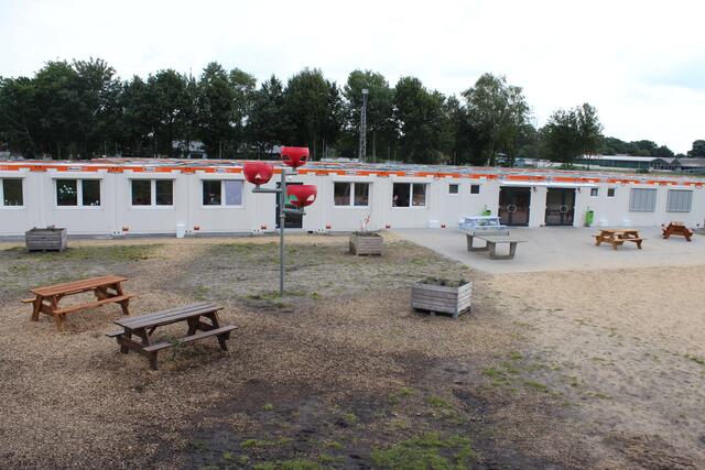 Die Containerschule ist eine Interimslösung während der Bauphase | Foto: sb