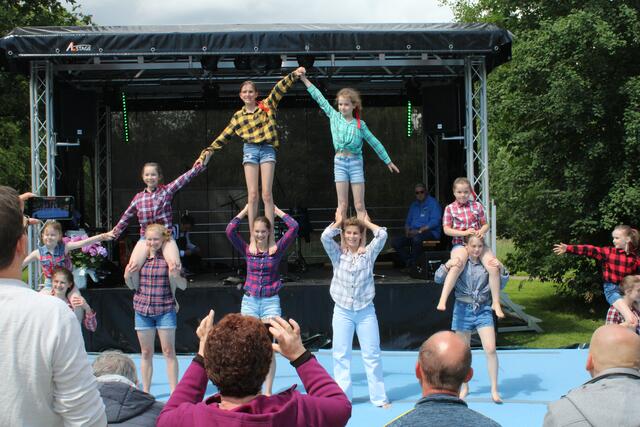 Die Akrobatikgruppe des SV Holm-Seppensen begeisterte die Besucher