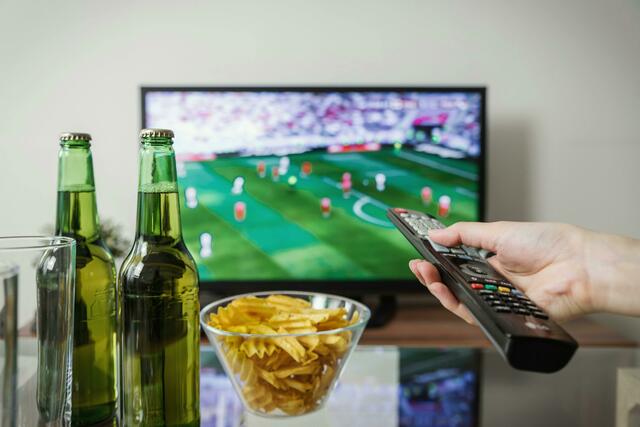 Viele Interessierte schauten die Spiele zu Hause | Foto: jeshoots