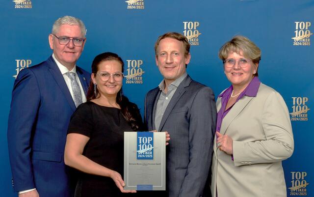 Bei der erneuten Auszeichnung 2024/2025 zum 100 Top Optiker in Deutschland (v. li.): Uwe Meins, Jacqueline Meyer, Wotan Wilken und Karen Meins | Foto: 100 Top Optiker