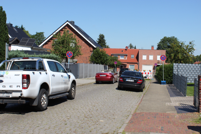 Durch die Baustelle hat sich das Verkehrsaufkommen in der Kolberger Straße deutlich erhöht | Foto: sb