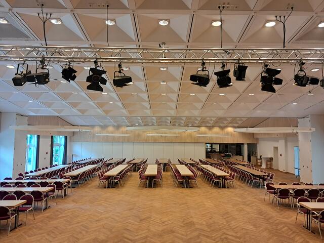 Je nach Bestuhlung haben in der Stadthalle bis zu 600 Besucher Platz | Foto: Anika Werner