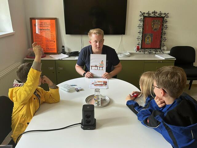 Ausbildungsstation "C-Schlauch" für die Jugendflamme 1 | Foto: Frank Ewald / FFW Oldendorf-Himmelpforten